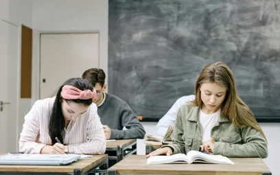 Une épreuve anticipée Bac de mathématiques en Première à Troyes